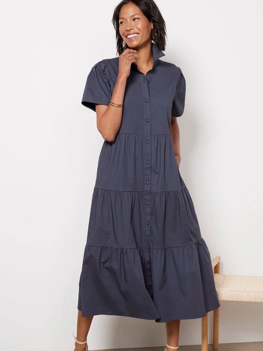 Evereve Navy Short-Sleeve Tiered Button-Front Midi Dress